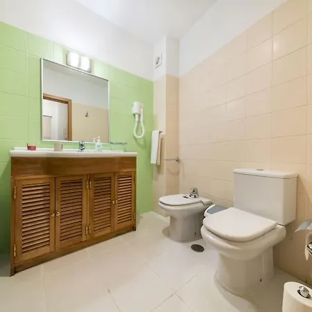Garajau Studio- Pool & Parking *
